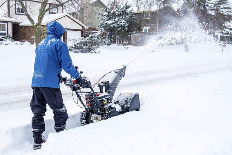 Preventing damage from de-icer